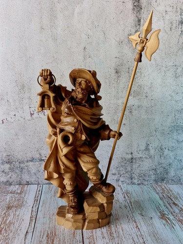 Wunderschöne holzfigur - wunderschöne,
