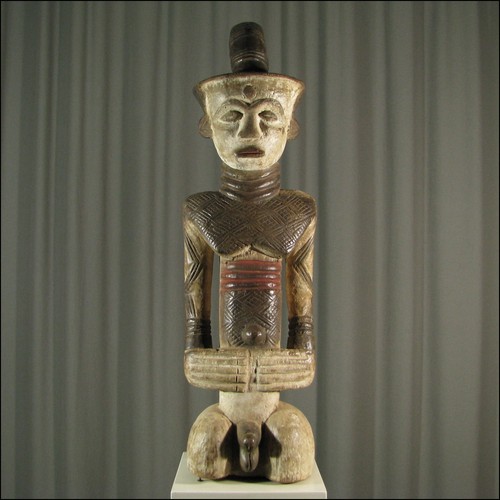 42915 ahnen figur - ahnen-figur, dengese