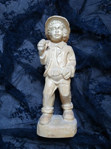 Geschnitzte holz figur - geschnitzte,