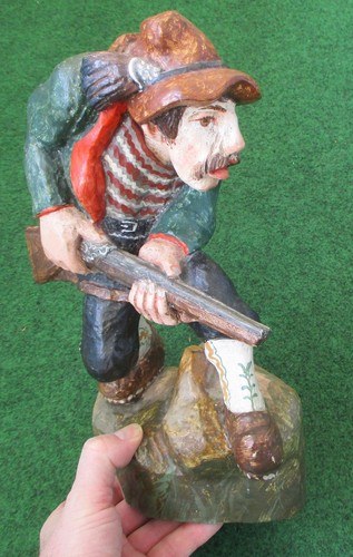 Holzfigur kilo jäger - 0,95,