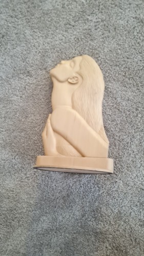 Geschnitzte figuren holz - geschnitzte,