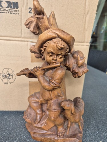 Holzfiguren geschnitzt - holzfiguren,
