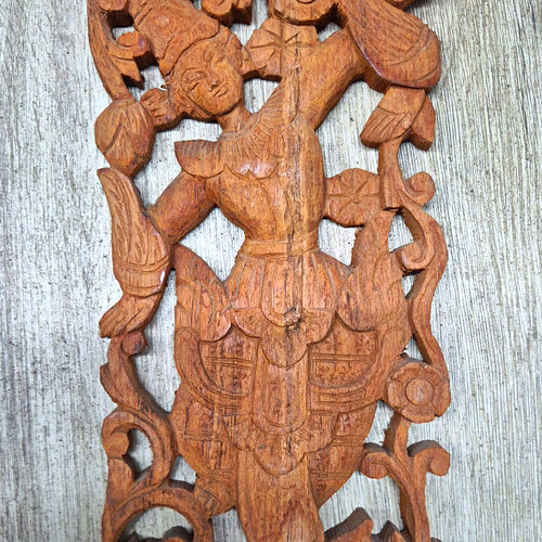 Holzschnitzerei holzrelief - holzschnitzerei,