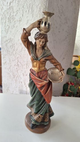 Holzfigur wasserträgerin frau - holzfigur,
