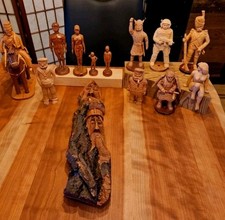 Holzfiguren...groß, klein